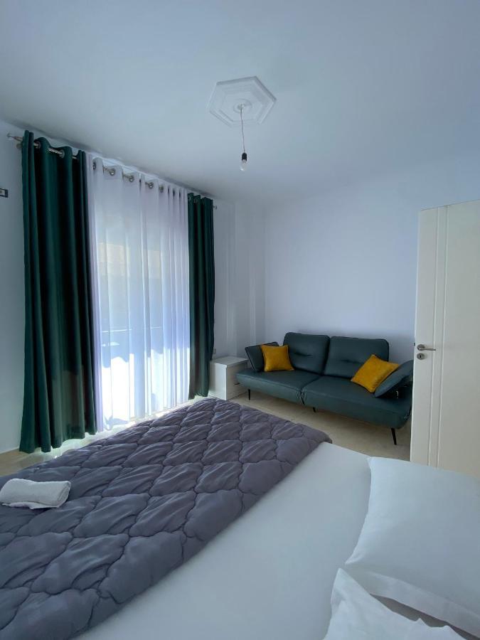 Hotel Kristal Борш Экстерьер фото