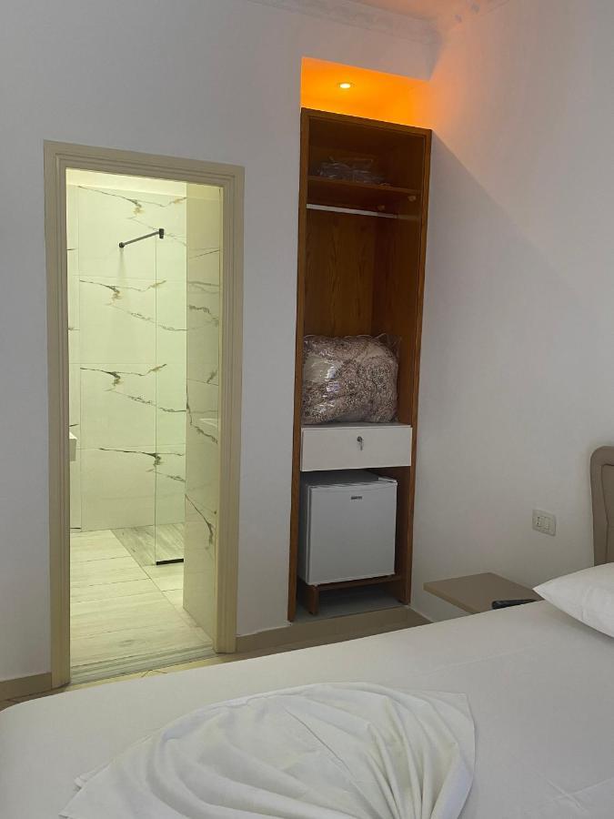 Hotel Kristal Борш Экстерьер фото