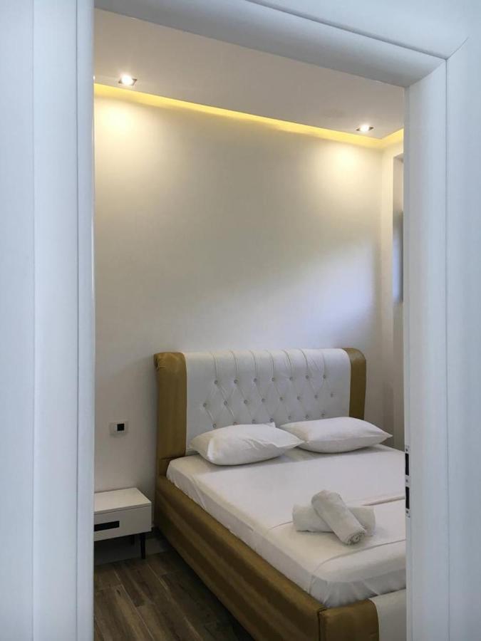 Hotel Kristal Борш Экстерьер фото