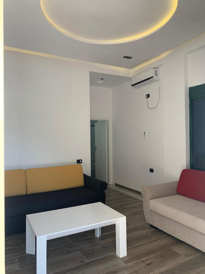 Hotel Kristal Борш Экстерьер фото