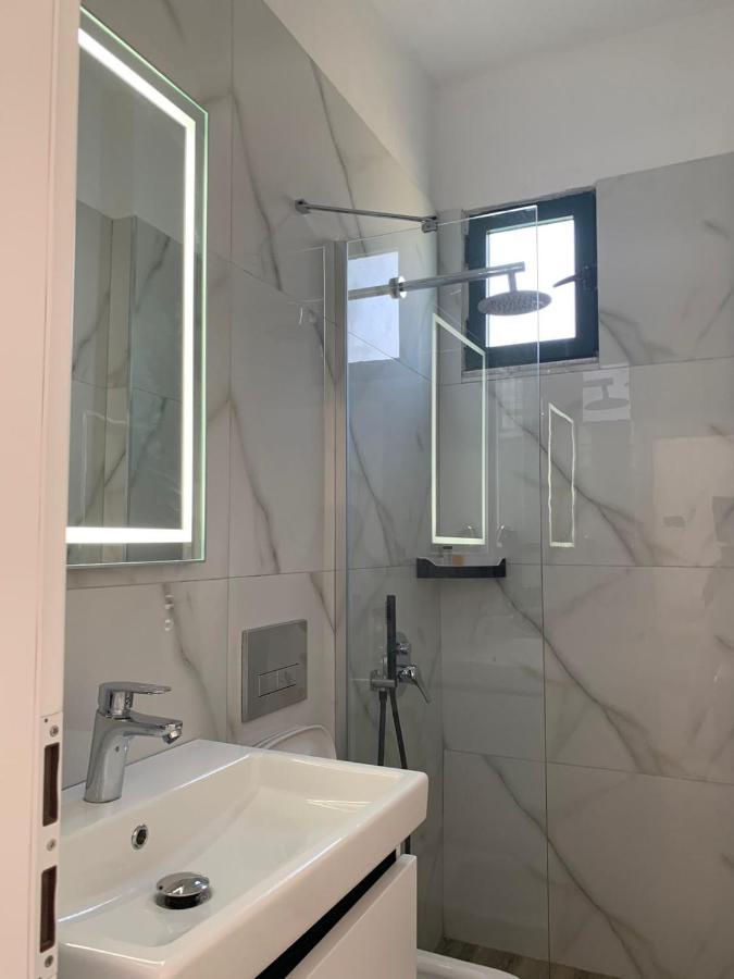 Hotel Kristal Борш Экстерьер фото