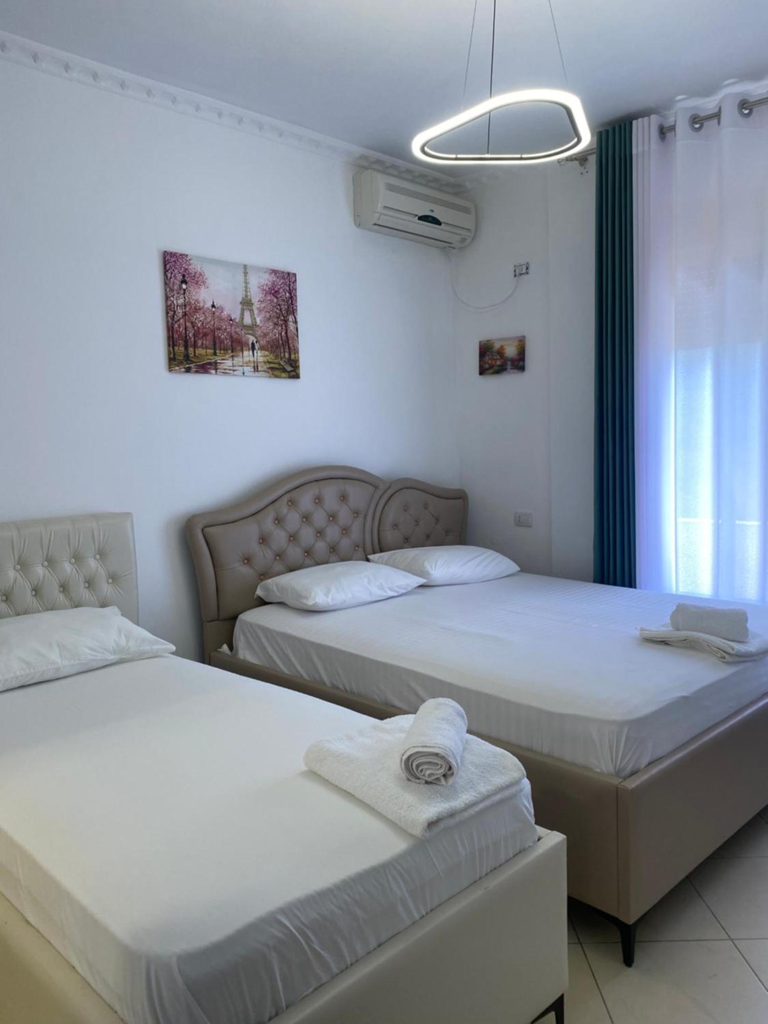 Hotel Kristal Борш Экстерьер фото